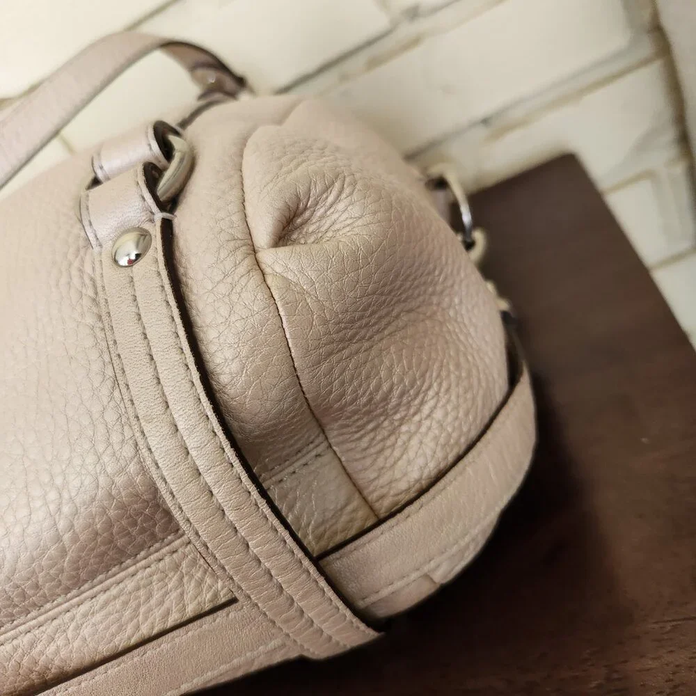 Euc Coach Alexadra Gold Leather Studded Shoulder Bag/Handbag
